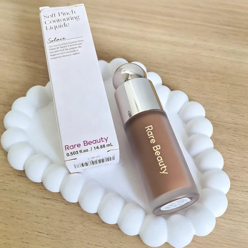 Blush & Contour Liquide Velours — Teinte Naturelle, Légère & Longue Tenue