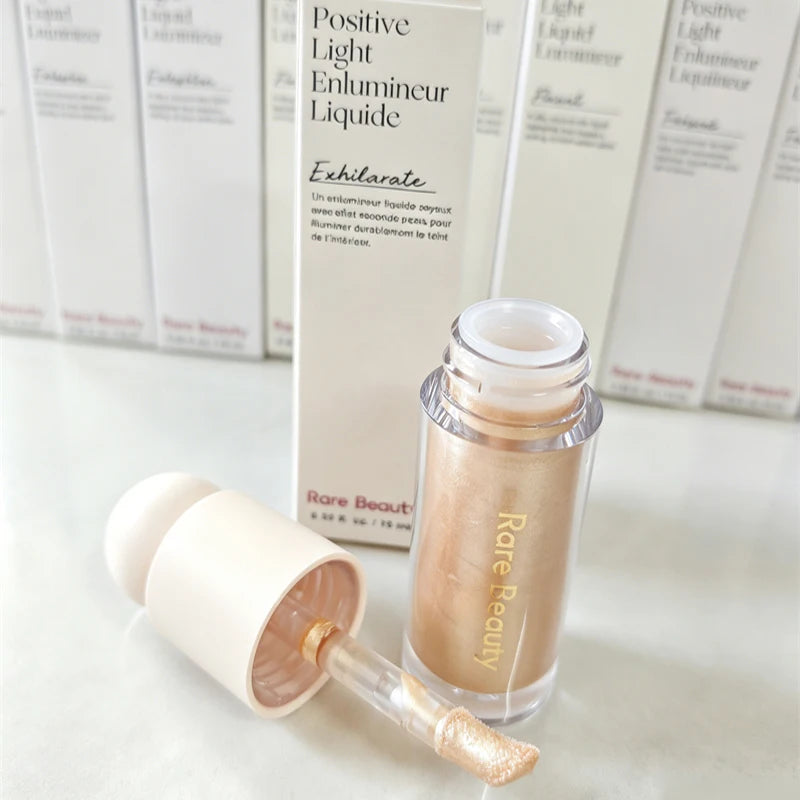 Stick Maquillage 3-en-1 — Contour, Blush & Highlighter Liquide, Fini Naturel & Waterproof