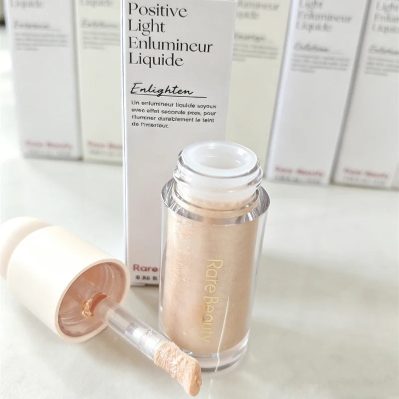 Stick Maquillage 3-en-1 — Contour, Blush & Highlighter Liquide, Fini Naturel & Waterproof