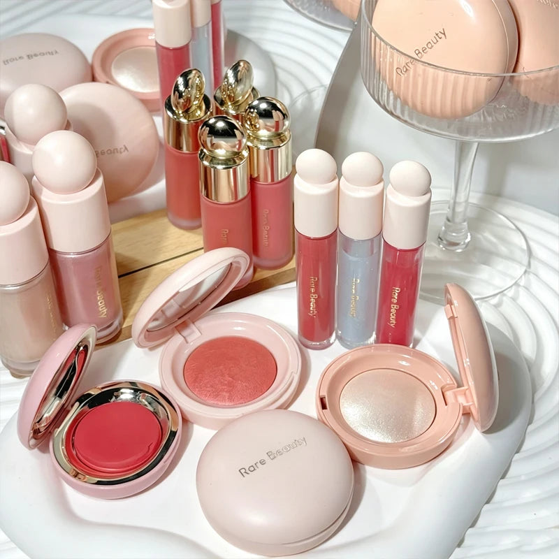 Blush & Contour Liquide Velours — Teinte Naturelle, Légère & Longue Tenue