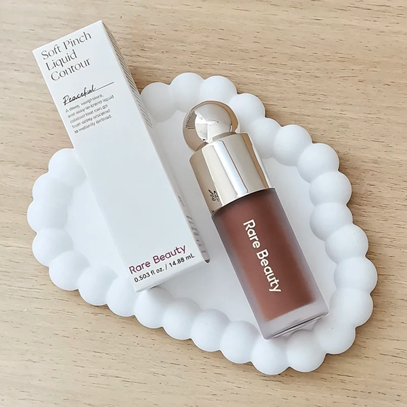 Blush & Contour Liquide — Texture Légère, Modulable & Longue Tenue